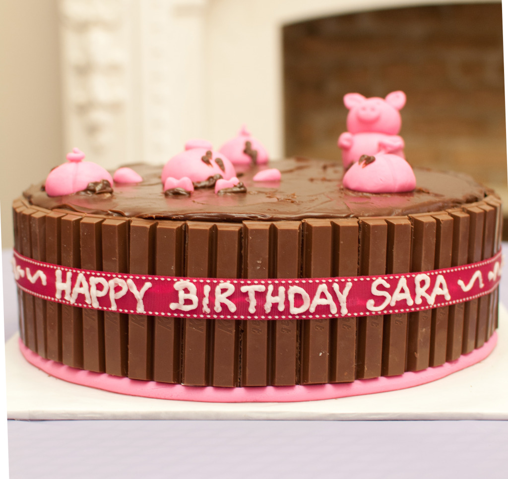 pig party cake