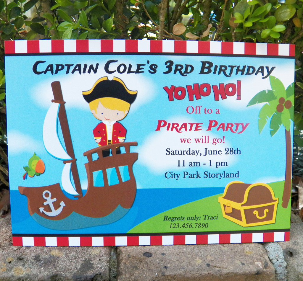 pirate ship, red stripe